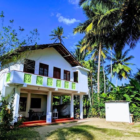 Tropical Point Inn Матара Екстериор снимка