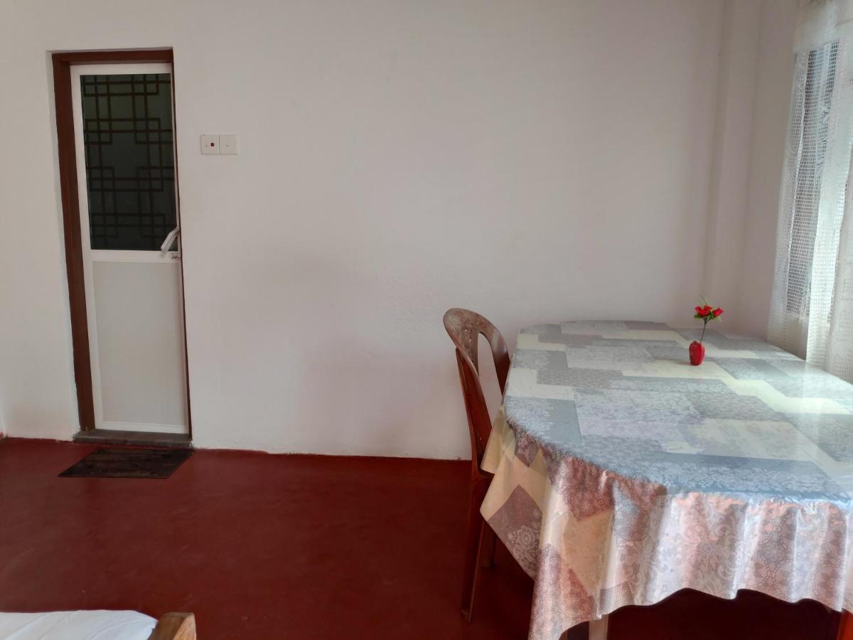 Tropical Point Inn Матара Екстериор снимка